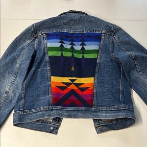 Jean jacket with wool back panel. Sz. S